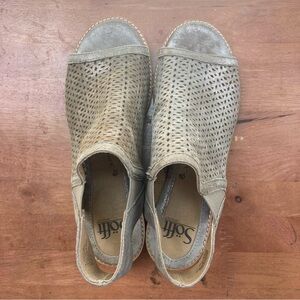 Sofft Leather Nalda Slingback Peep Toe Perforated Cut Out Sandals Bootie Sz 8